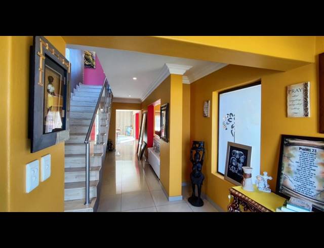 5 BEDROOM HOUSE FOR SALE IN PARKHAVEN